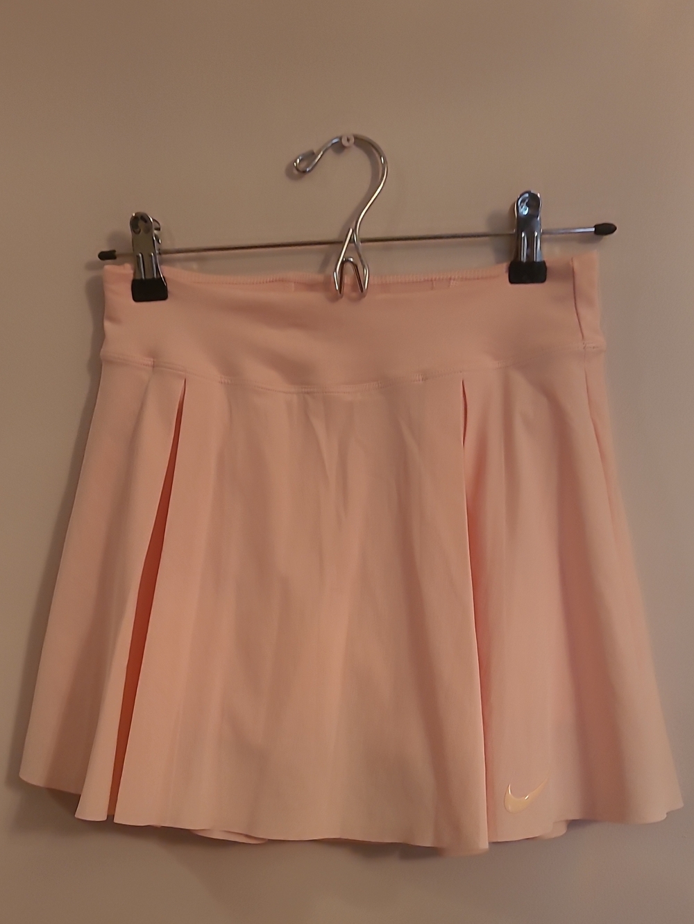 Nike Light Peach Skater Skirt  *NWOT